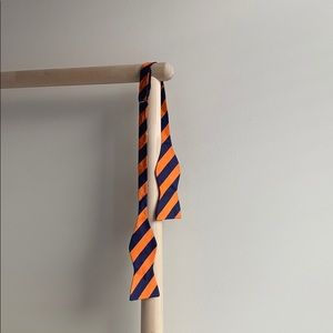 IZOD Navy Blue and Orange adjustable Silk Bow tie